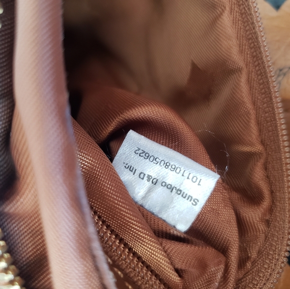 MCM Papilon - Picture 8 of 16